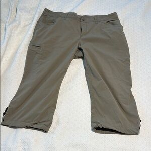 Eddie Bauer capri outdoor pants